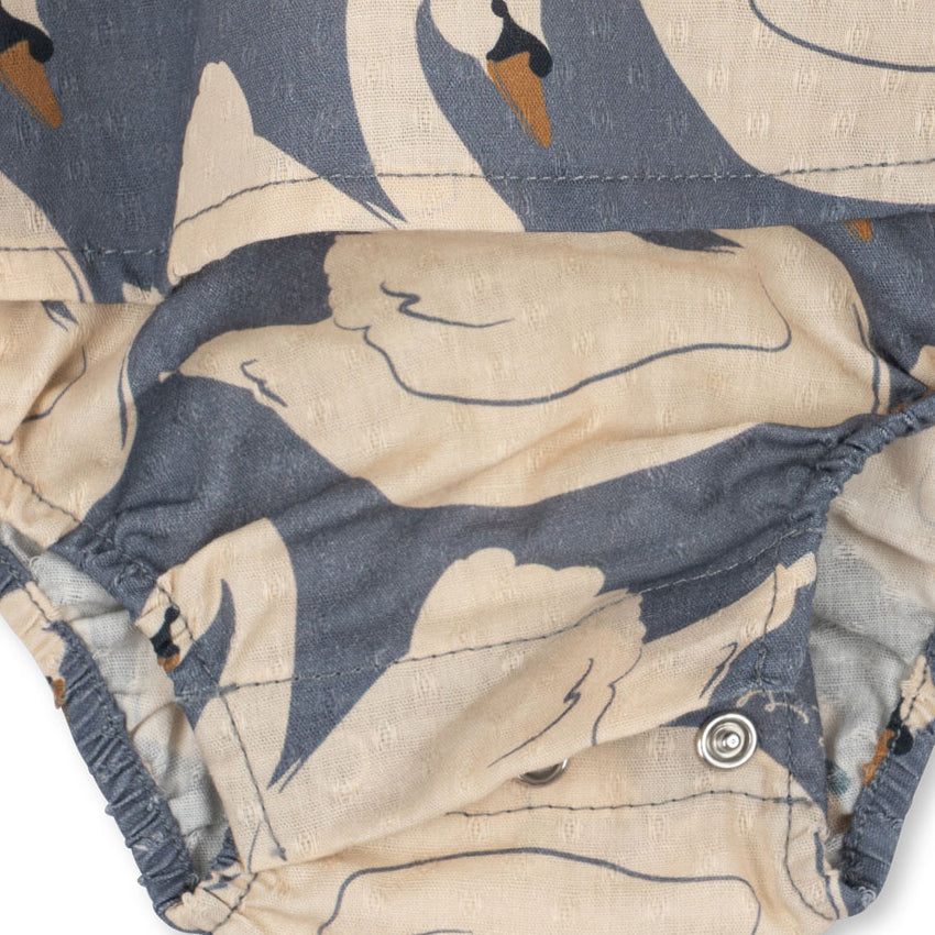 Konges Sløjd Evia Romper GOTS in Swan - swan print detail