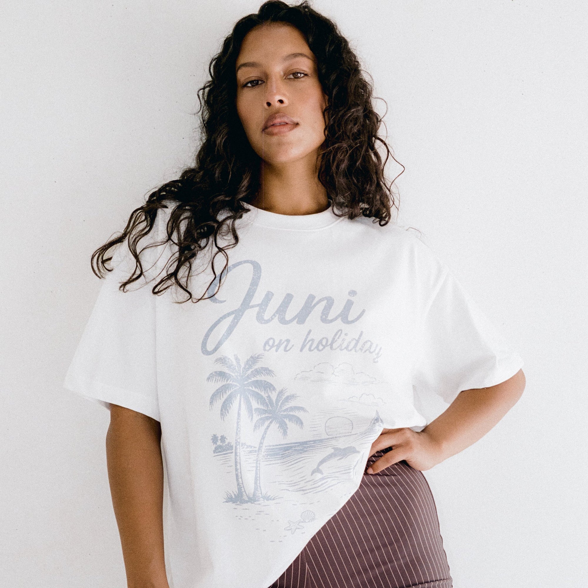 JUNI WOMENS HOLIDAY TEE