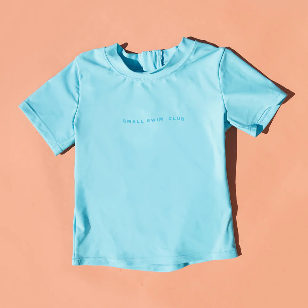 SMALL SWIM CLUB LIGHT BLUE SHORT SLEEVE RASHIE