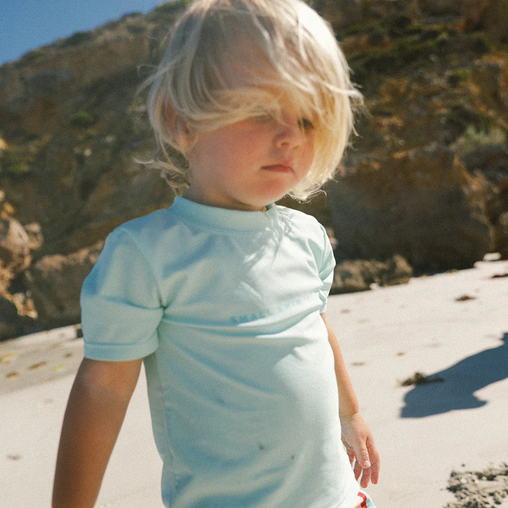 SMALL SWIM CLUB LIGHT BLUE SHORT SLEEVE RASHIE