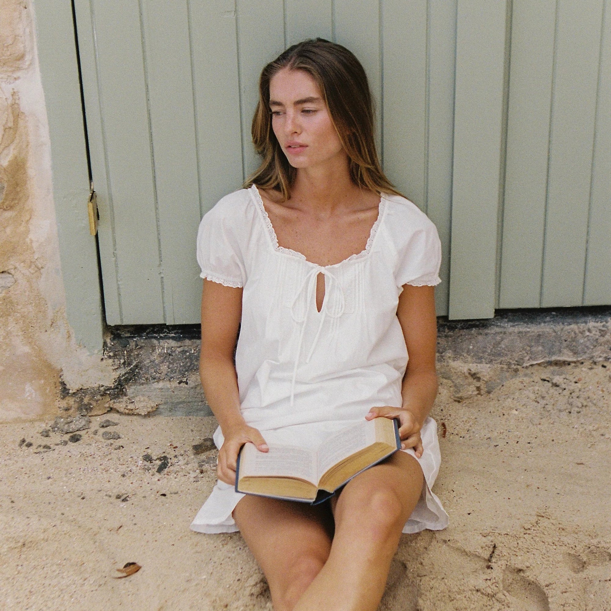 JUNI WOMENS SCOUT MINI DRESS: BLANC