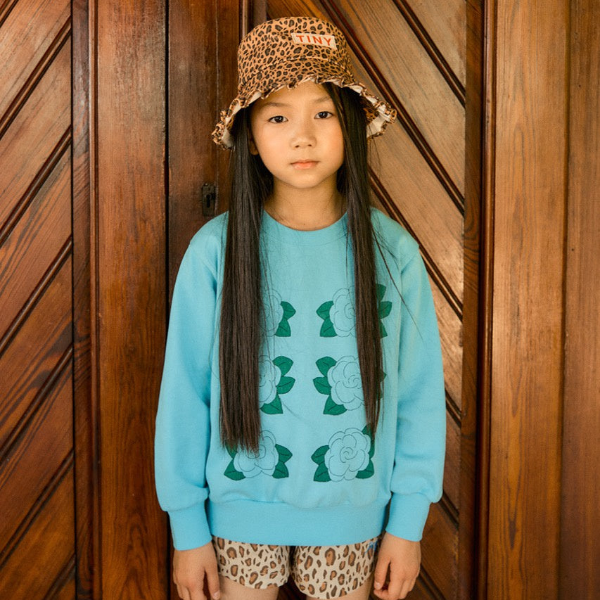 TINY COTTONS BLUE FLOWERS GRAPHIC SWEATSHIRT: LIGHT CYAN