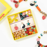 SUPER SMALLS MAKE IT CHILL MINI BEAD KIT