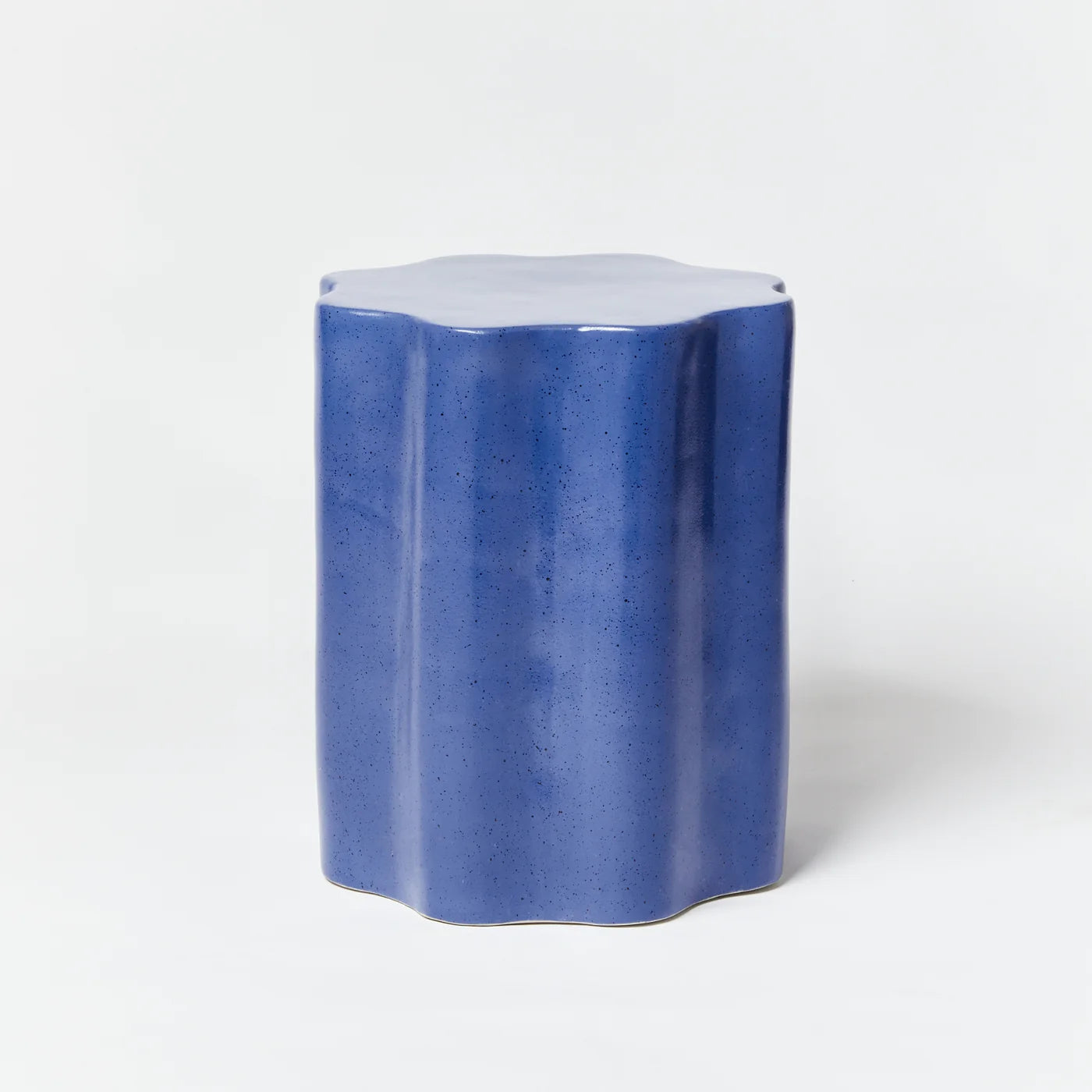 BONNIE AND NEIL WAVE SIDE TABLE: SPECKLE AZURE