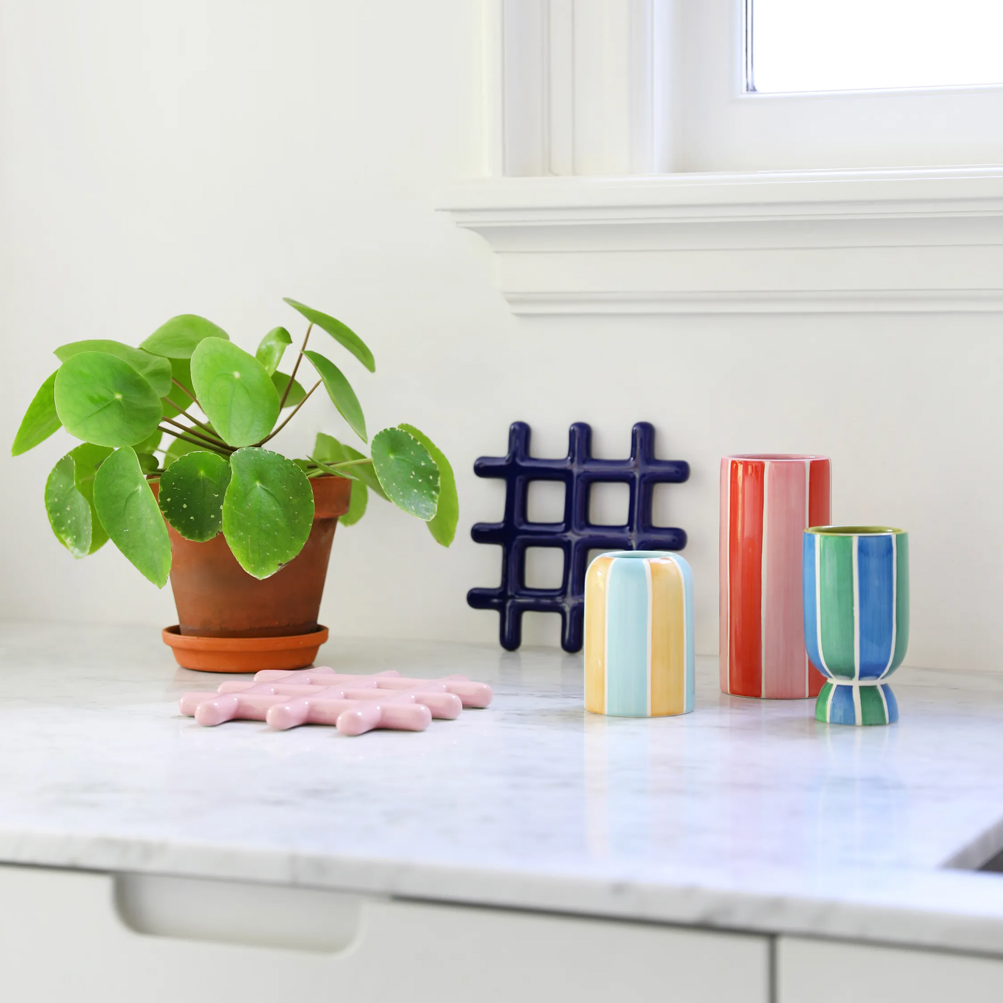 KLEVERING TRIVET GRID: PINK