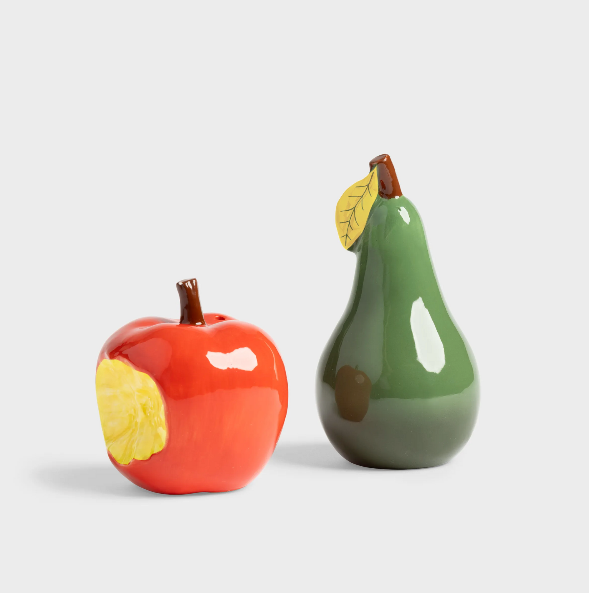 KLEVERING SALT & PEPPER SHAKERS: HAINES APPLE AND PEAR