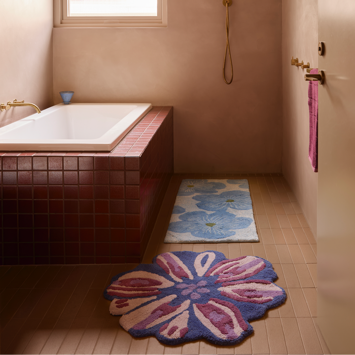 BONNIE AND NEIL MEADOW BATH MAT: BLUE