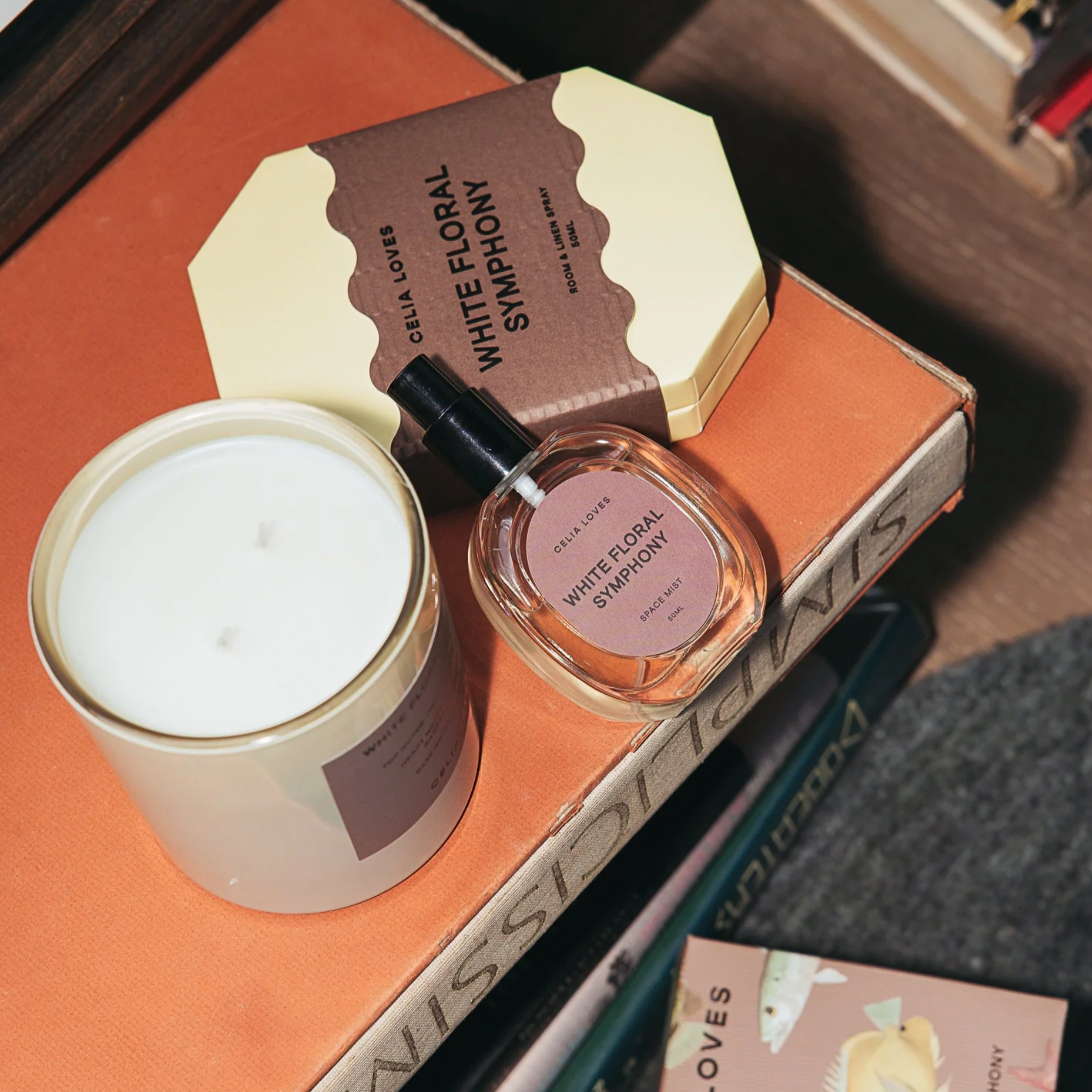 CELIA LOVES ROOM SPRAY: WHITE FLORAL SYMPHONY