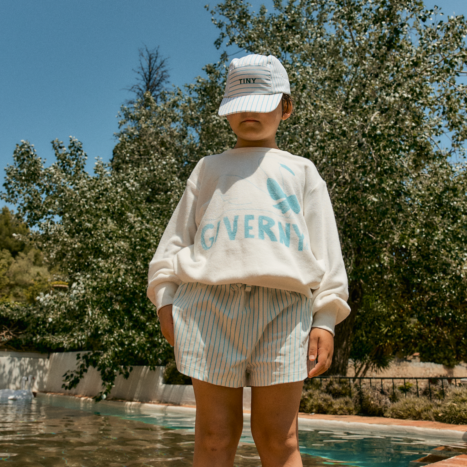 TINY COTTONS SWAN GRAPHIC SWEATSHIRT: OFF-WHITE