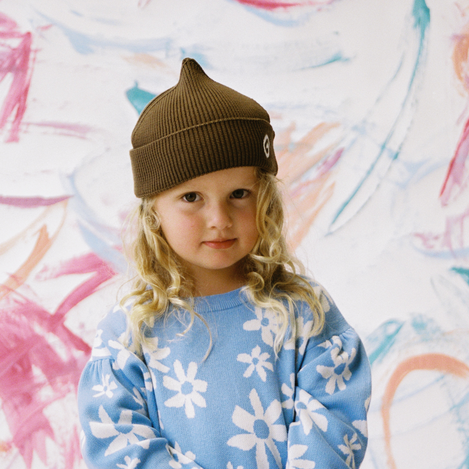 GROWN SUPER PIXIE KNIT BEANIE: ESPRESSO