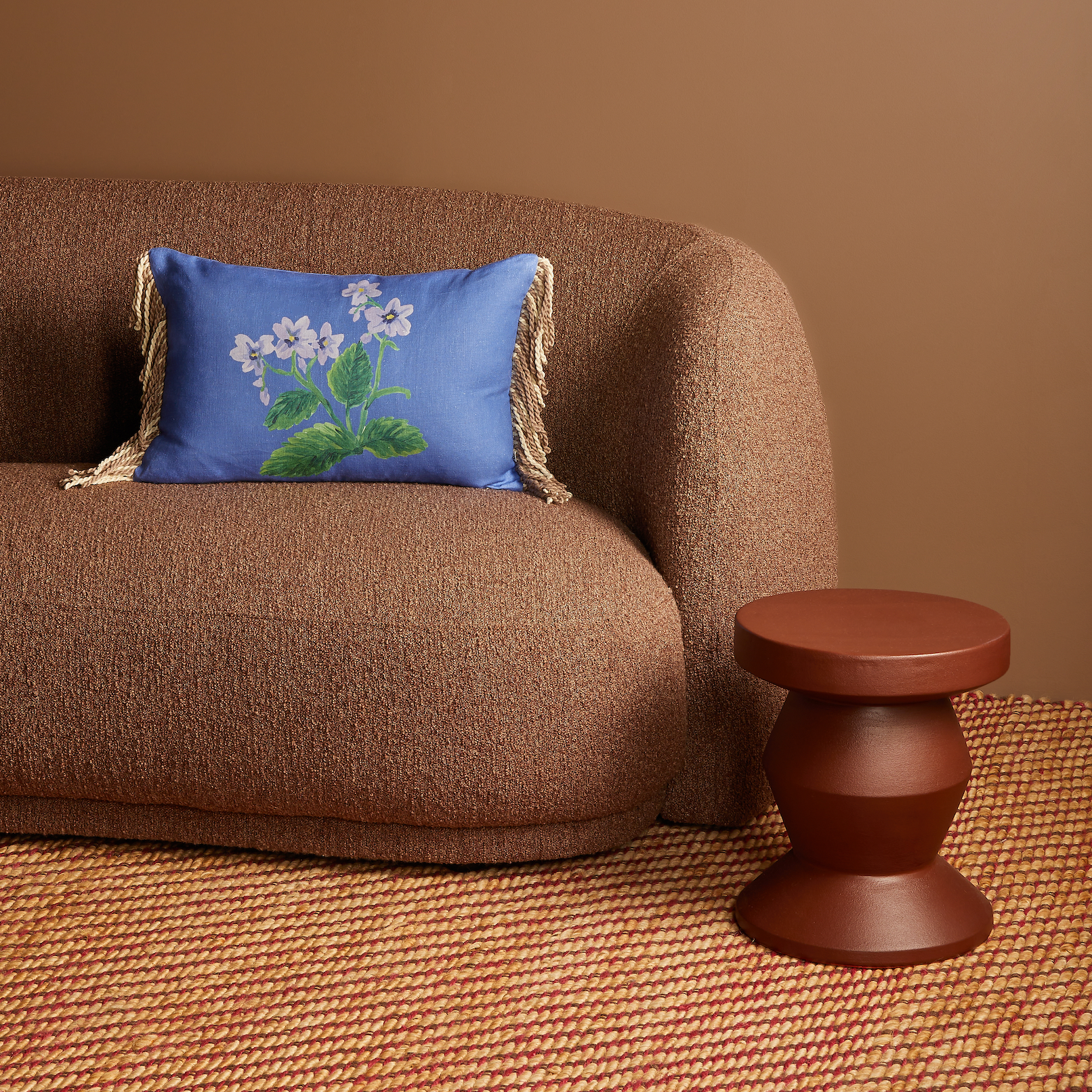 BONNIE AND NEIL COTTAGE GARDEN BLUE CUSHION: 60X40CM