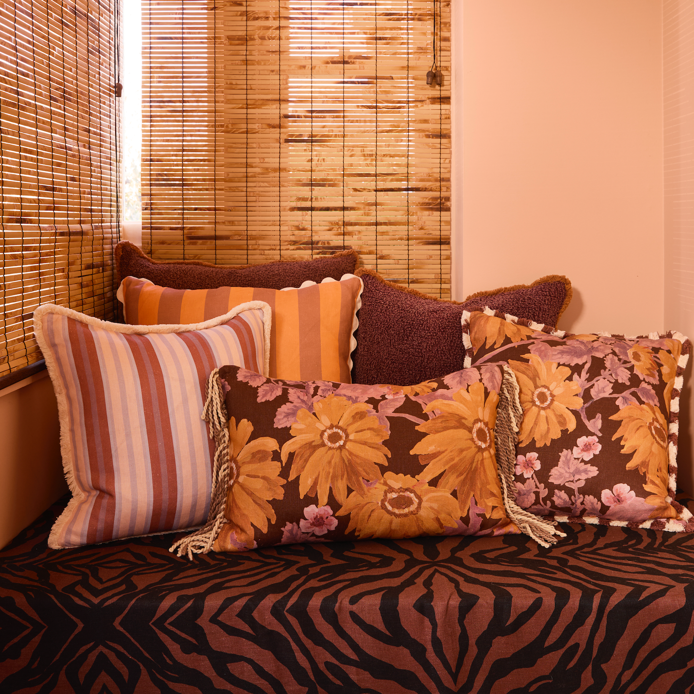 BONNIE AND NEIL MARIGOLD CUSHION: AMBER/ 60X40CM