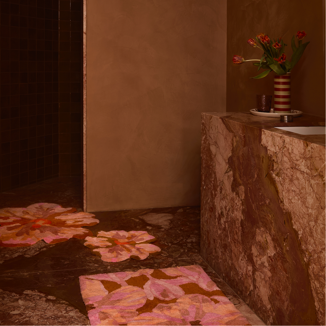BONNIE AND NEIL DUTCH FLORAL BATH MAT: PINK