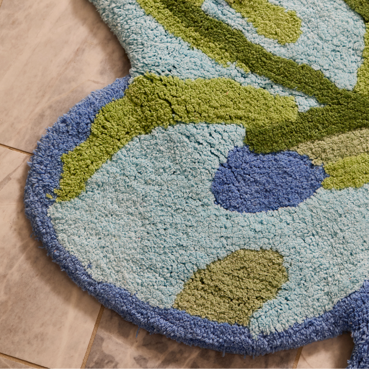 BONNIE AND NEIL TULIP BATH MAT: BLUE/ GREEN