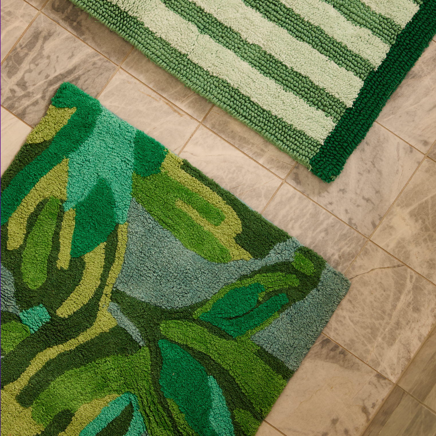 BONNIE AND NEIL LONG DUTCH FLORAL BATH MAT: GREEN
