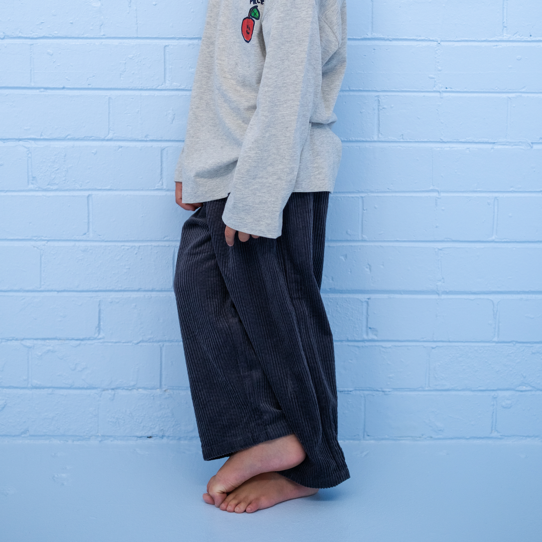 GROWN EVERYDAY CORD PANTS: CHARCOAL