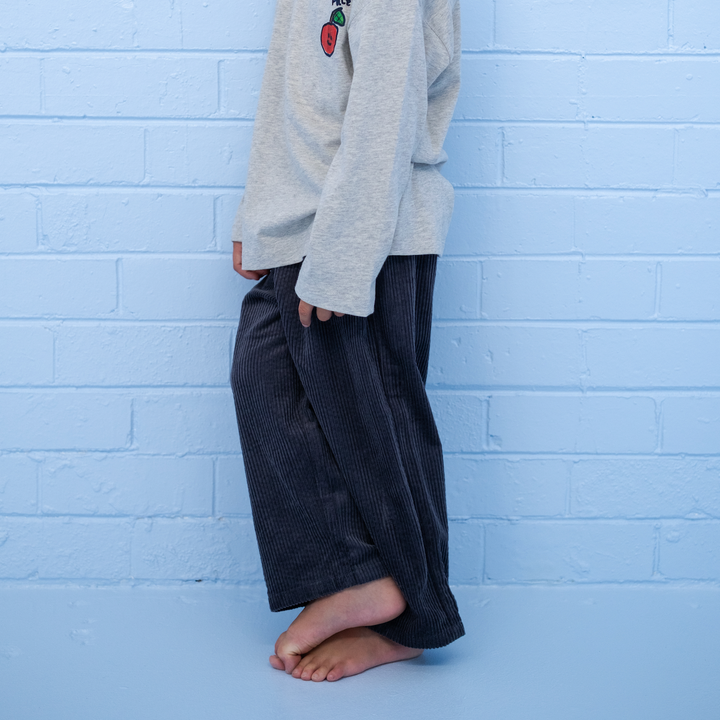 GROWN EVERYDAY CORD PANTS: CHARCOAL