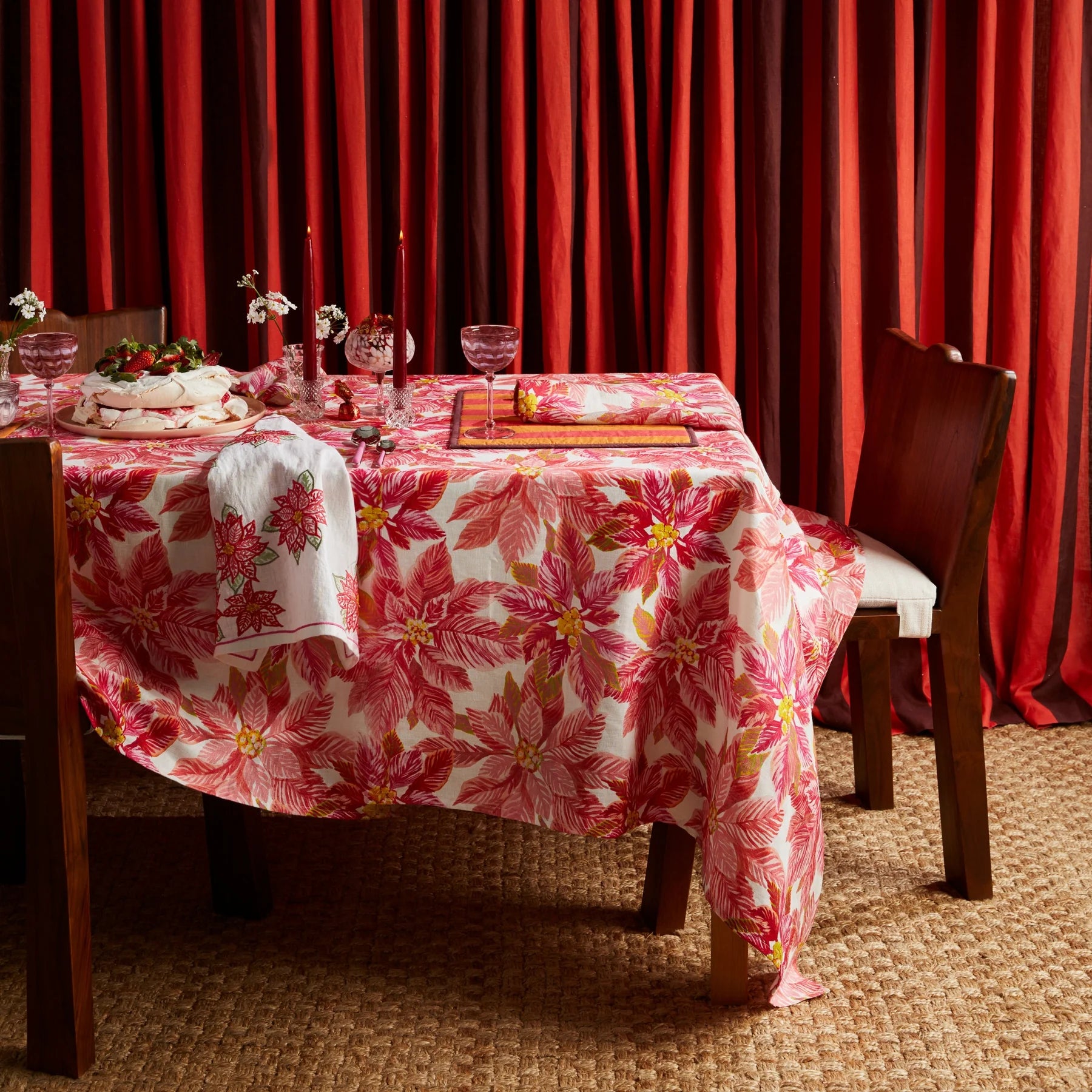 BONNIE AND NEIL TABLECLOTH: POINSETTIA RED