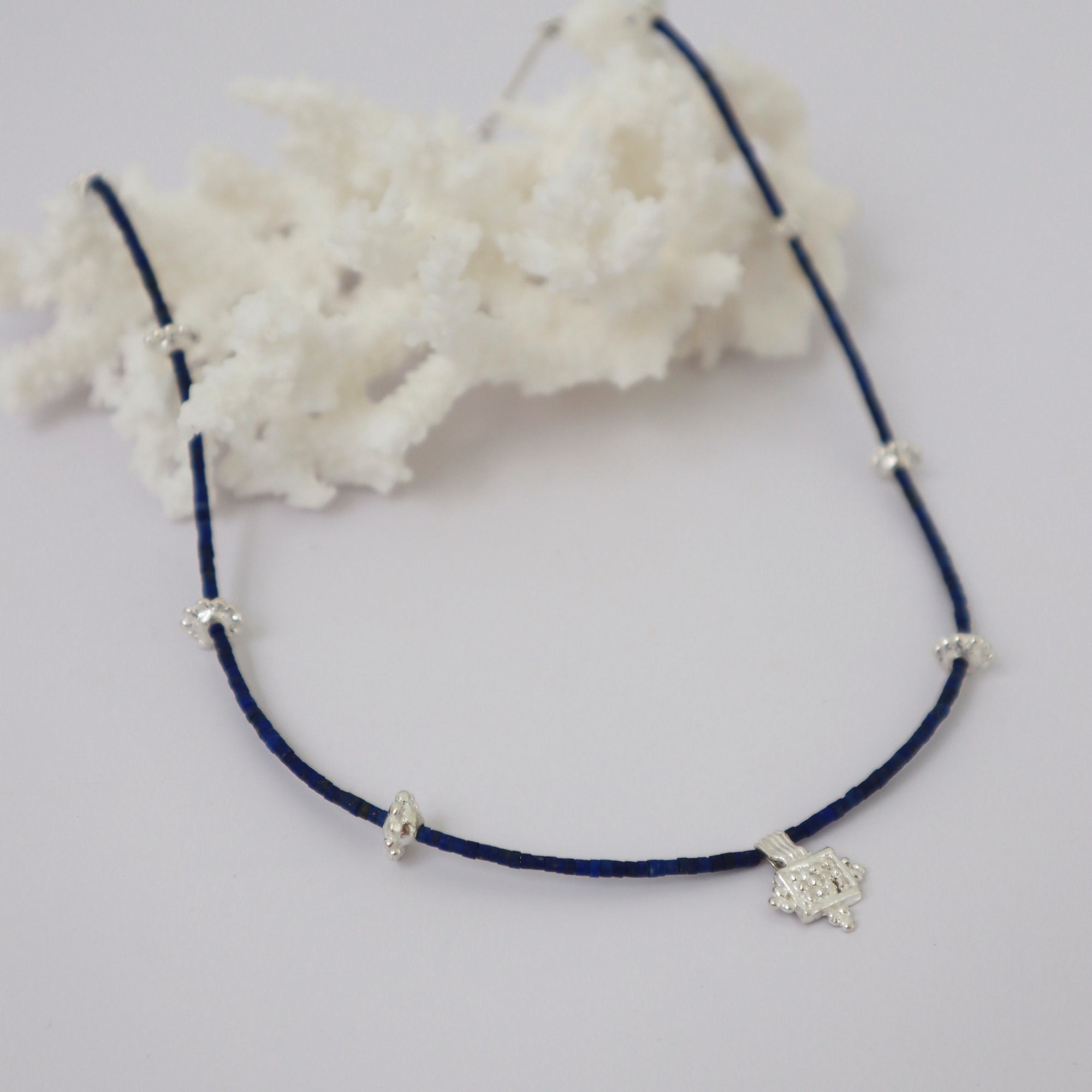 CLEOPATRA'S BLING TRIADIC NECKLACE IN LAPS LAZULI: SILVER