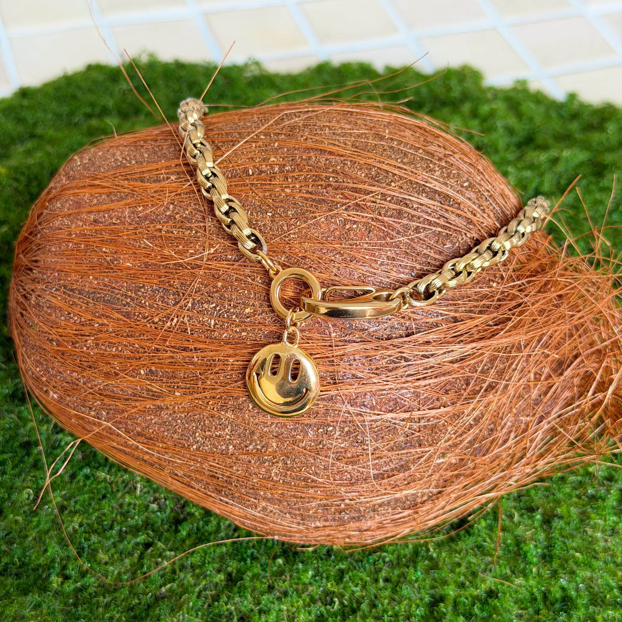 MAYOL JEWELLERY SHARP DRESSED MAN MINI NECKLACE