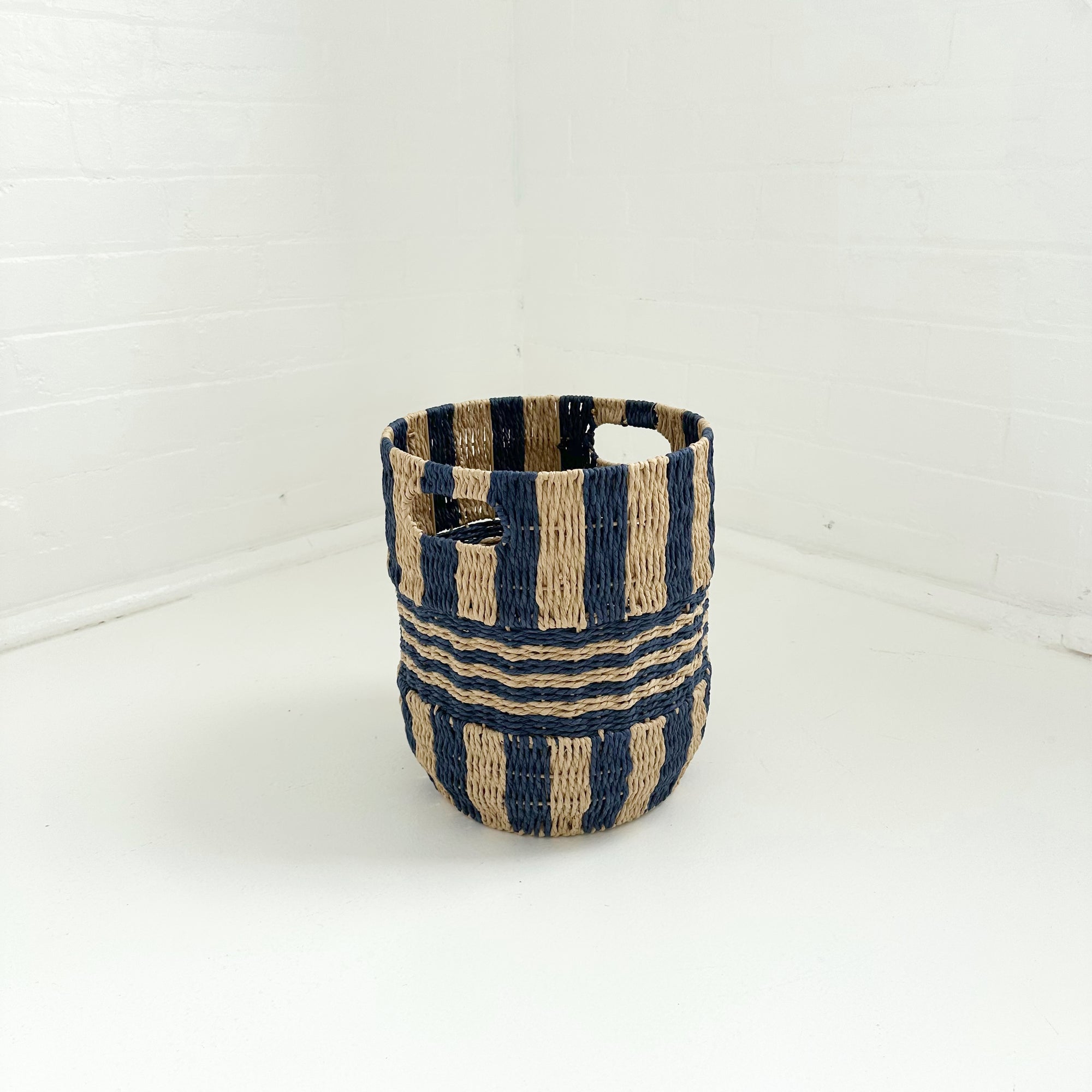 SOLANA STRIPE BASKET: NAVY