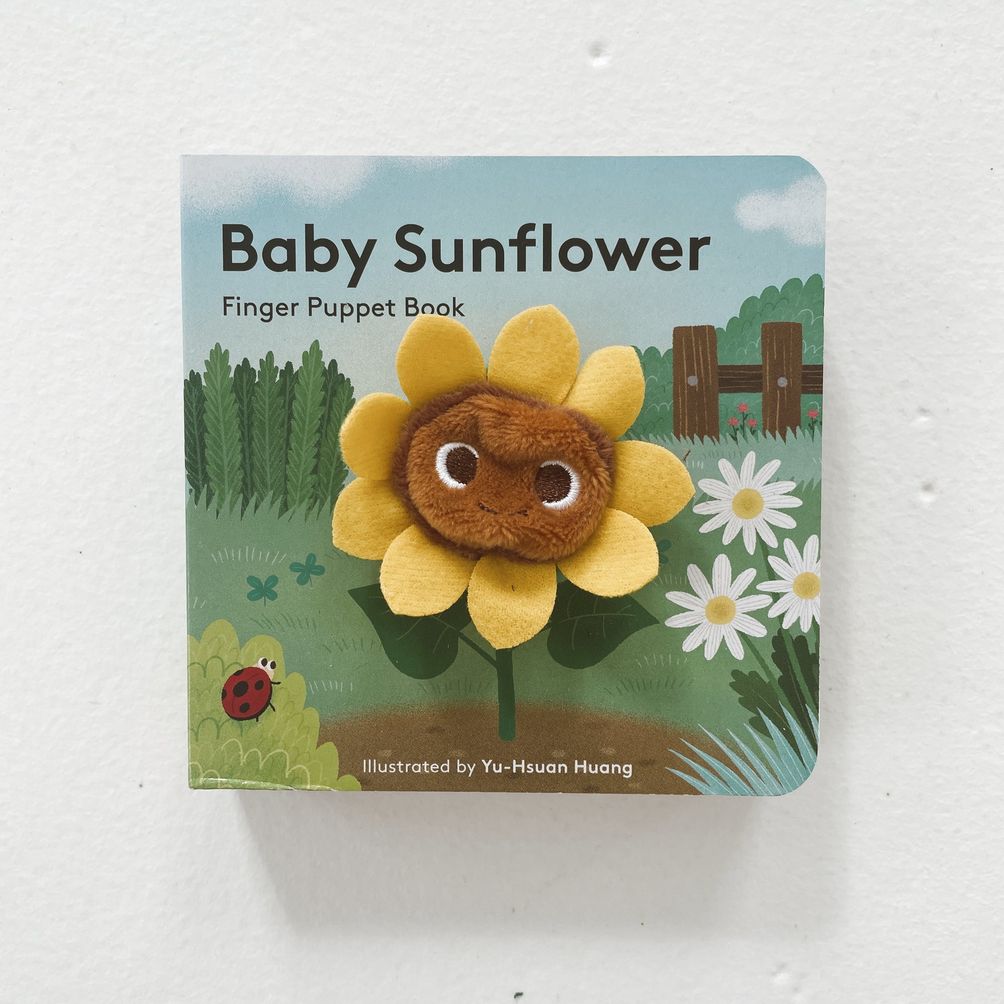 BABY SUNFLOWER: FINGER PUPPET BOOK