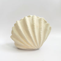 SCALLOP RESIN OUTDOOR LAMP