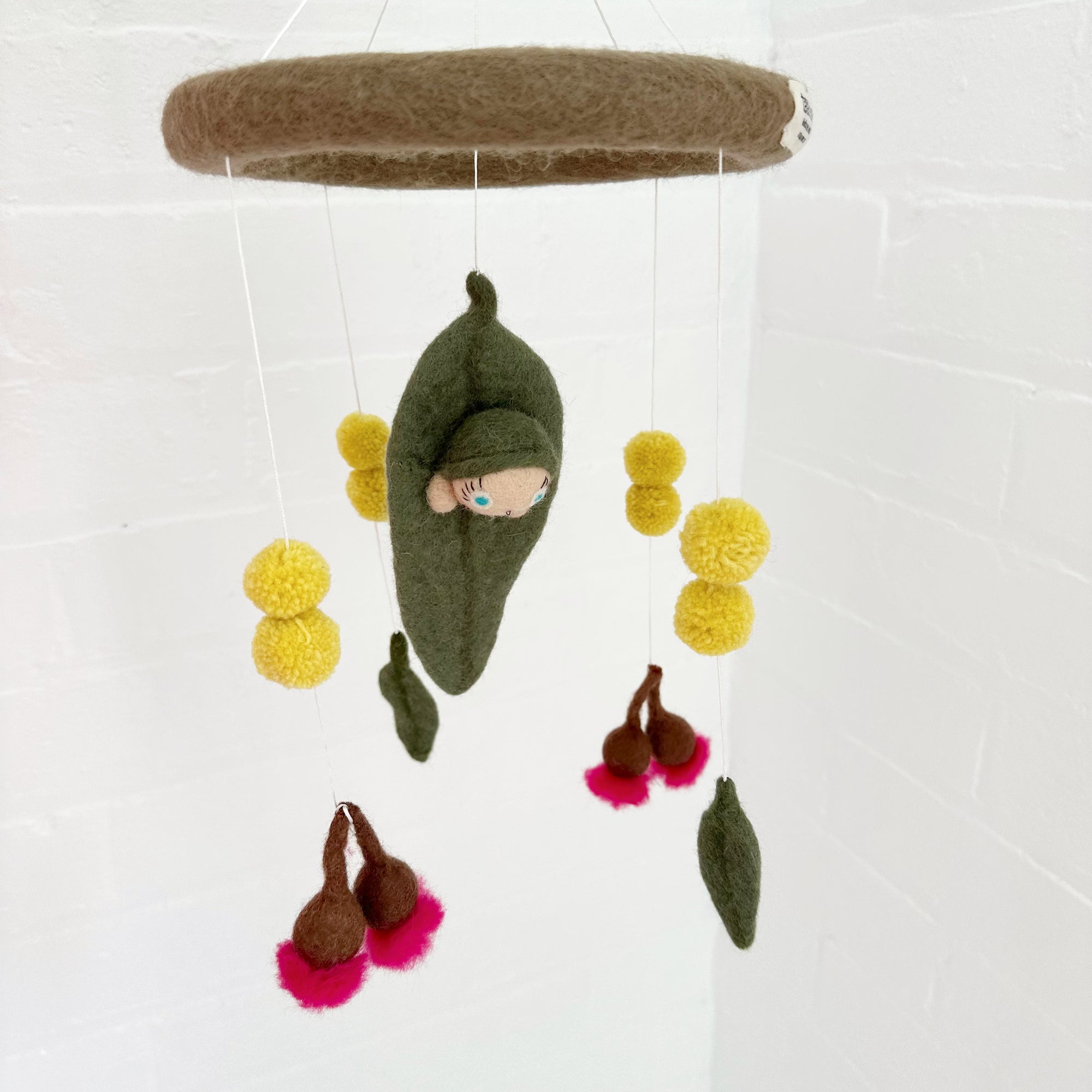 TARA TREASURES X MAY GIBBS GUMNUT BABY COT MOBILE