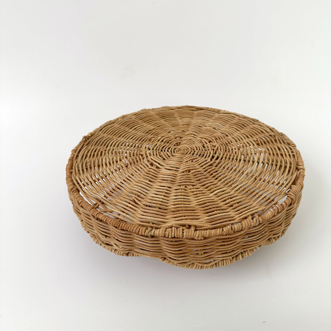 HAVANA RATTAN FOOTED STAND