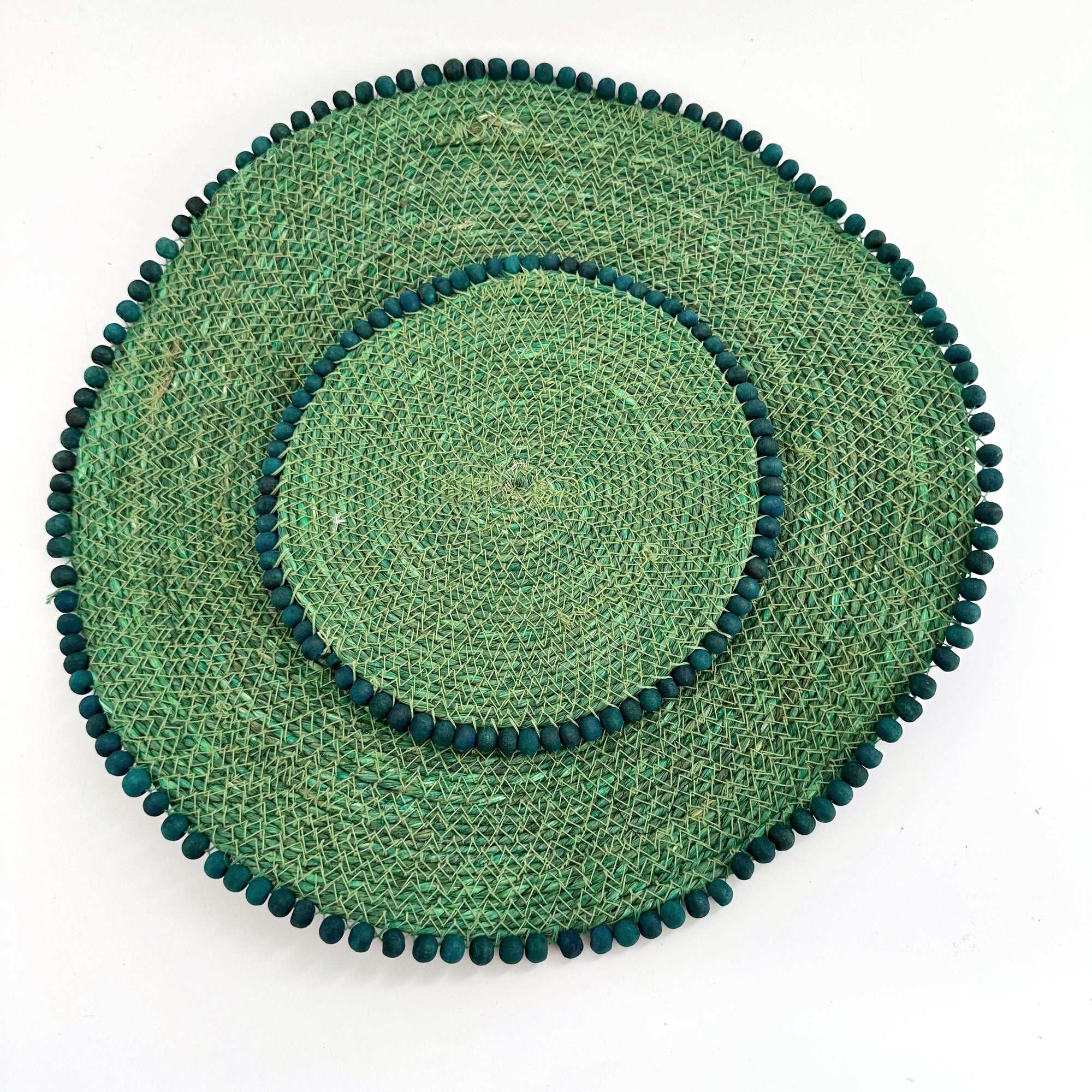 BLYTHE SEAGRASS/ BEADED PLACEMAT:  GREEN