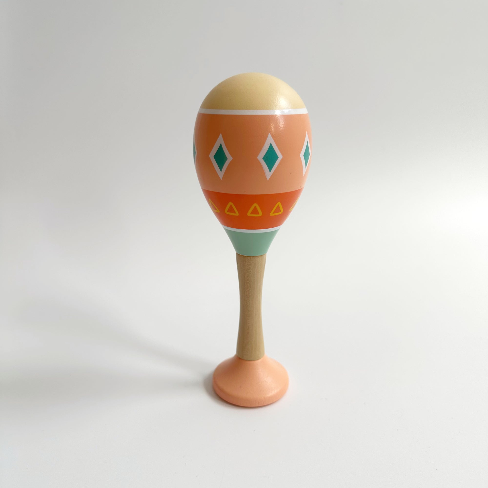 PATTERN PLAY MARACA RATTLE