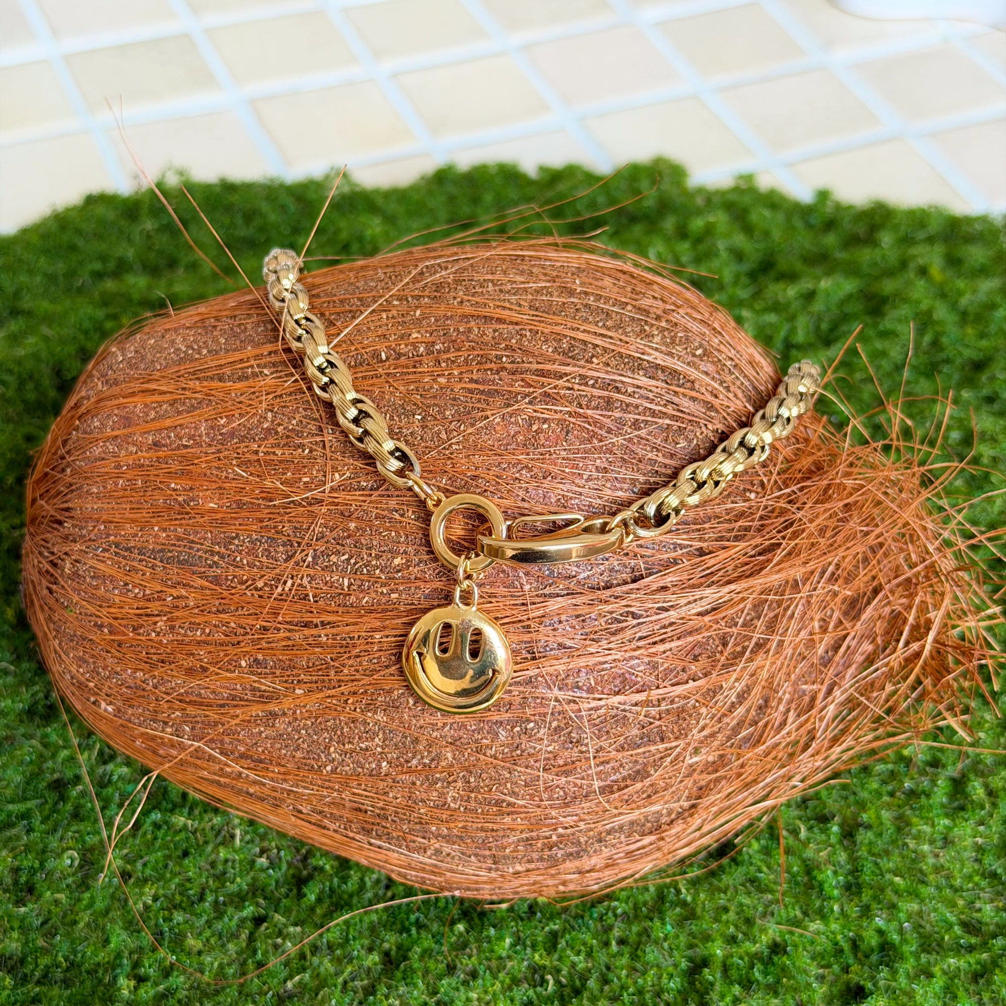 MAYOL JEWELLERY SHARP DRESSED MAN MINI NECKLACE