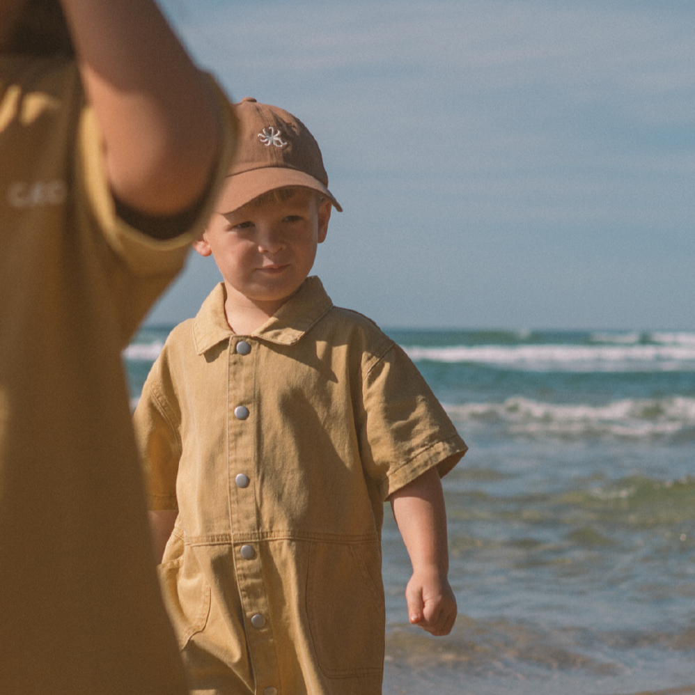 GROWN KIDS SUNNY COTTON CAP: BROWNIE