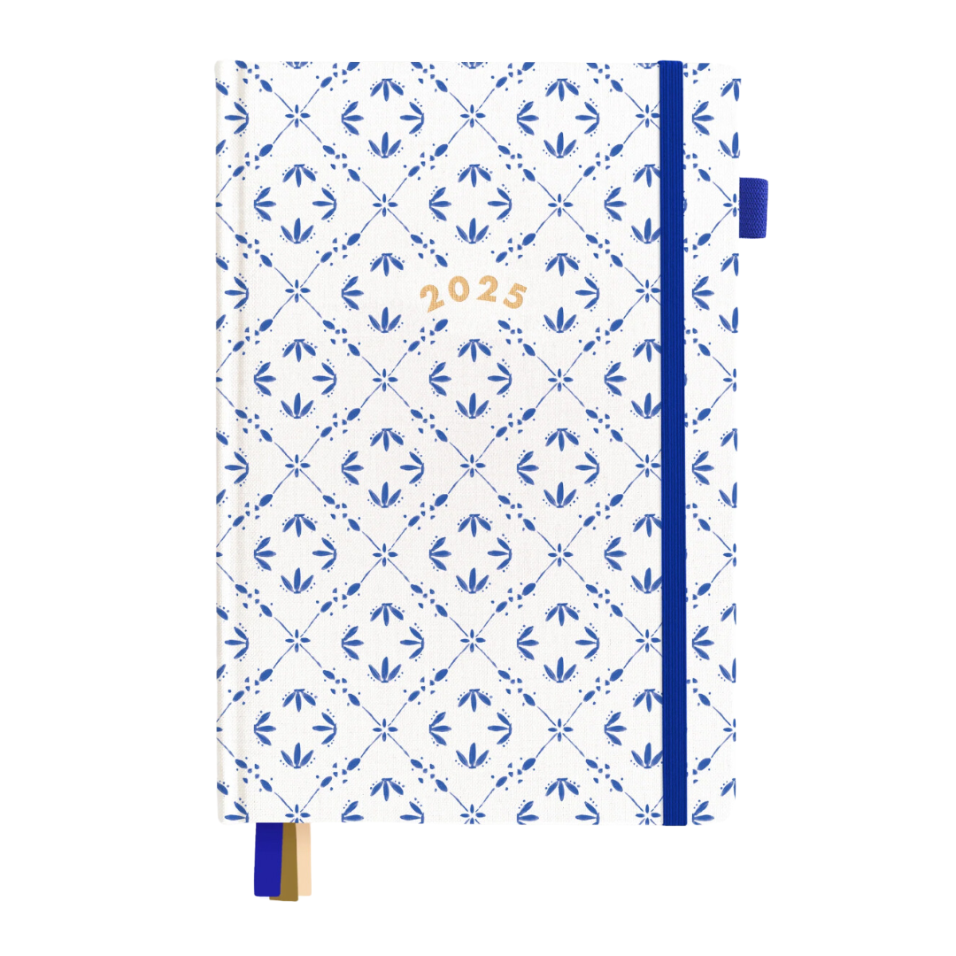 FOX & FALLOW X DAYMAKER 2025 A5 PLANNER