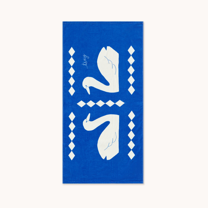 TINY COTTONS SWANS TOWEL: BLUE
