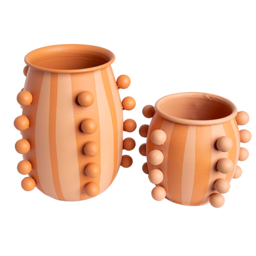 METAL VASE WITH BAUBLES: TERRACOTTA