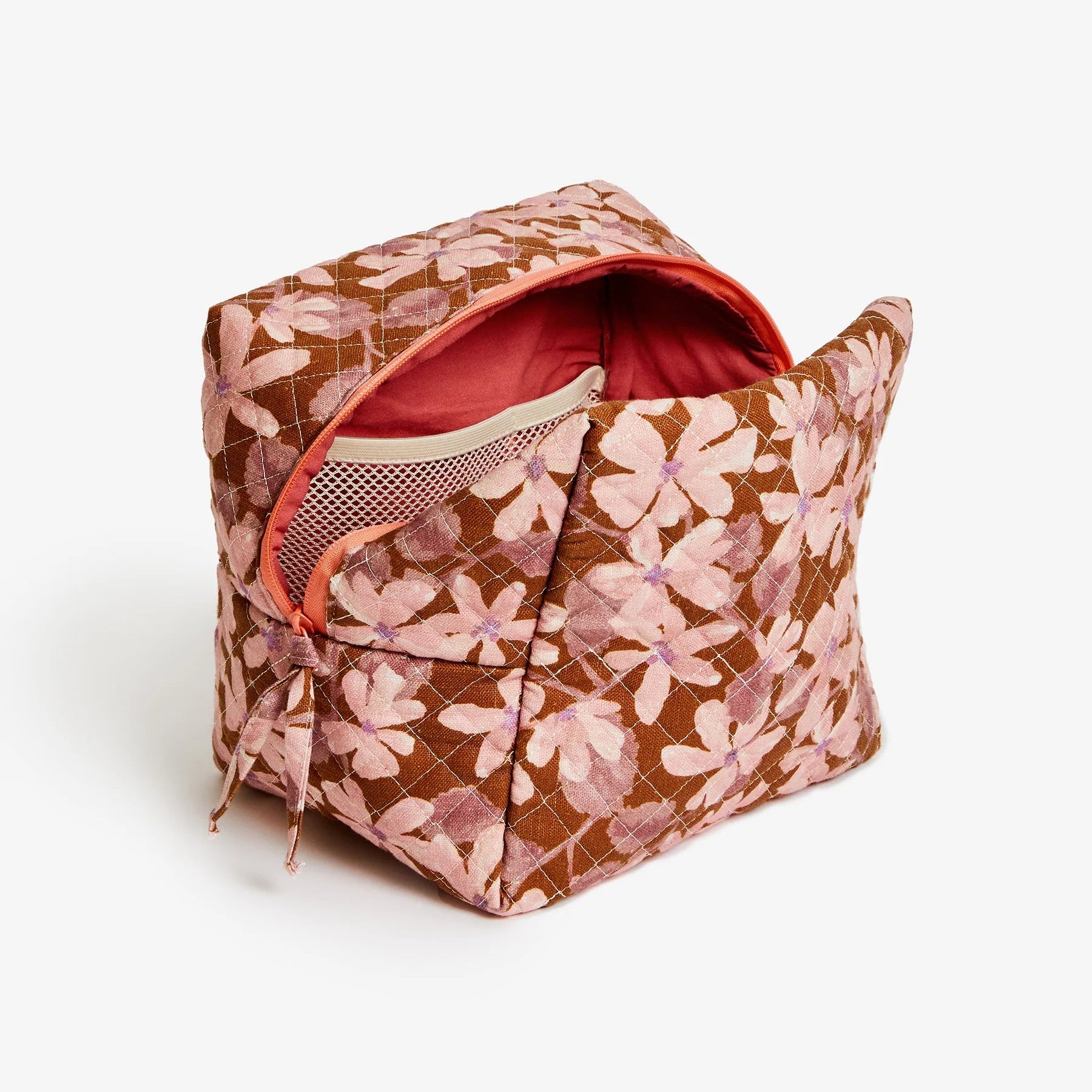 BONNIE AND NEIL LARGE TOILETRY BAG: VIOLET TAN