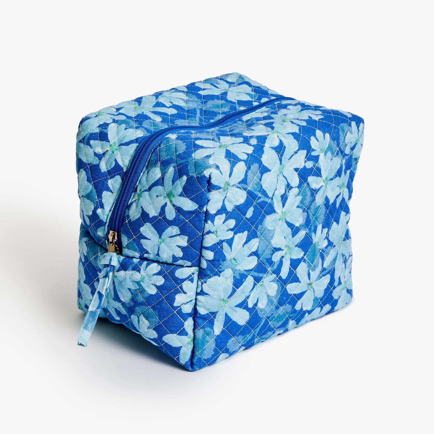 BONNIE AND NEIL LARGE TOILETRY BAG: VIOLET BLUE