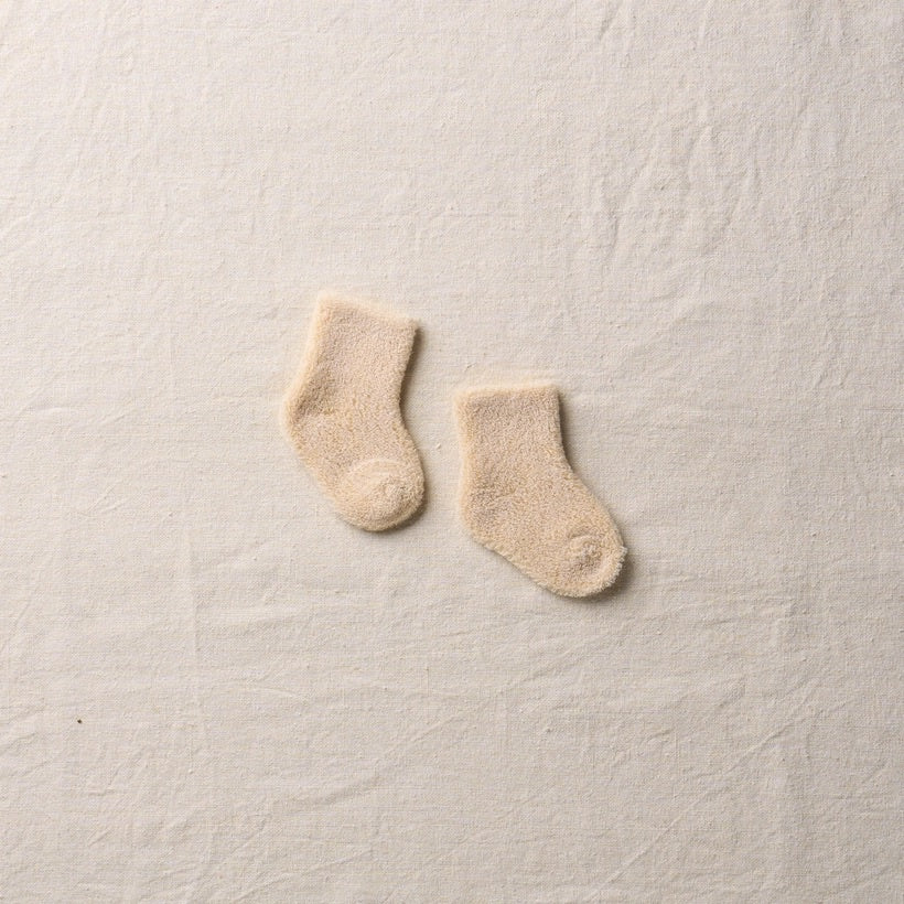 YAHAE ORGANIC COTTON YAK PILE BABY SOCKS: WHITE