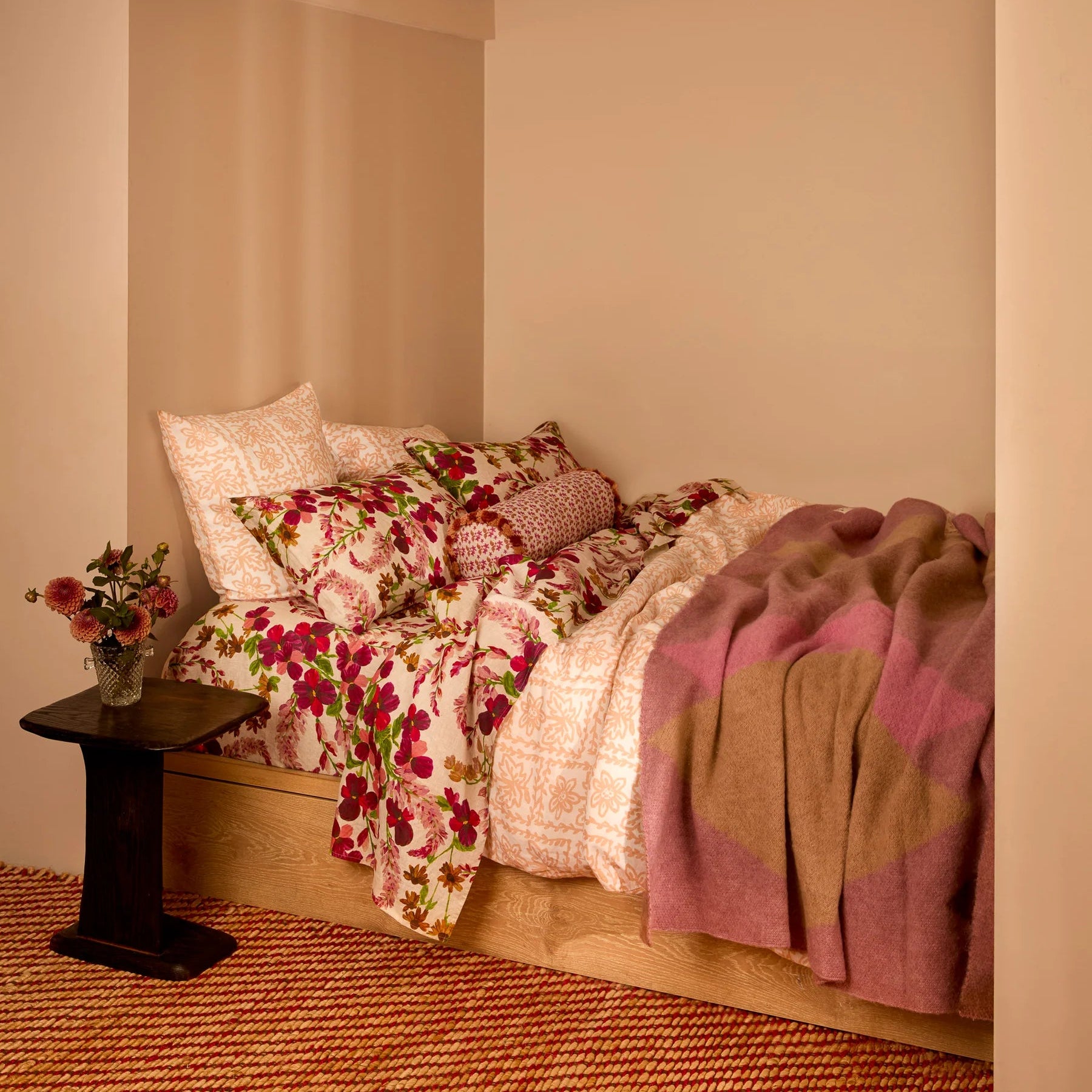 BONNIE AND NEIL MOHAIR GEOMETRIC PINK THROW