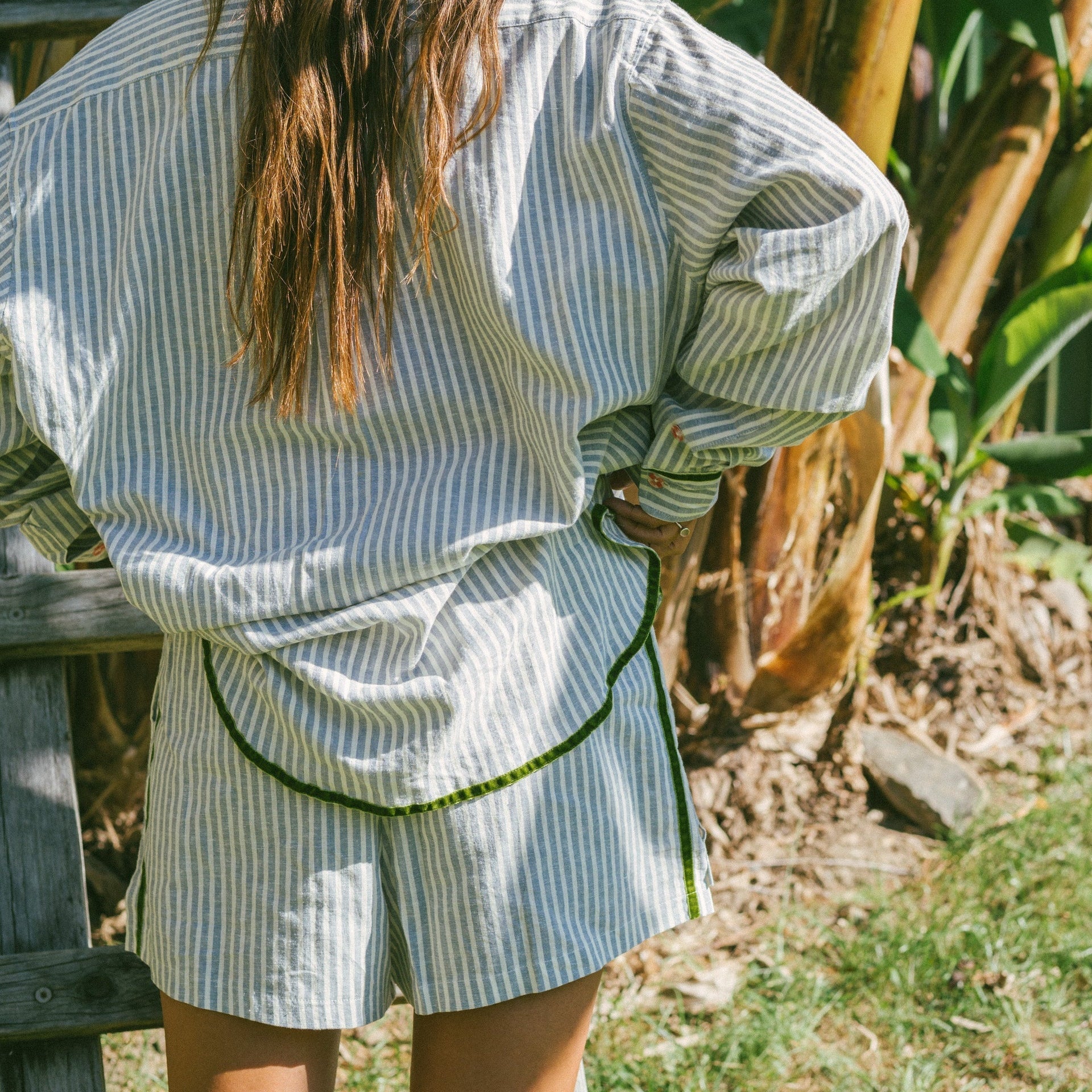 ATMOSEA SHORT: GREEN STRIPE VELVET