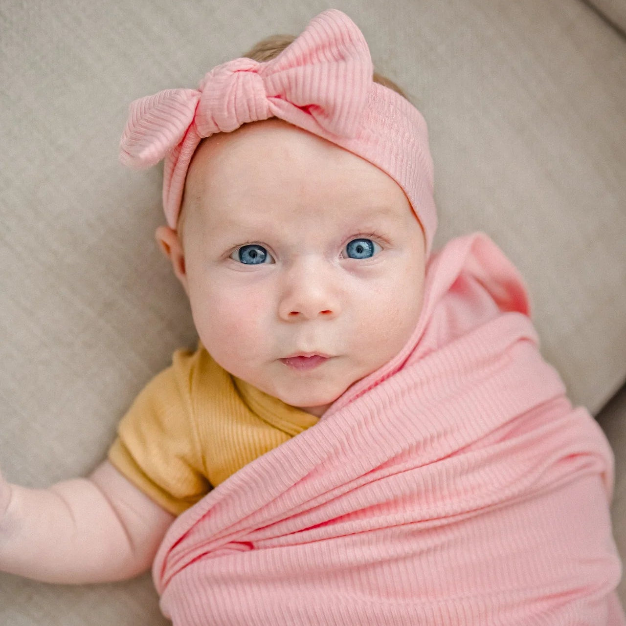 KIIN BAMBOO STRETCH SWADDLE: PEONY