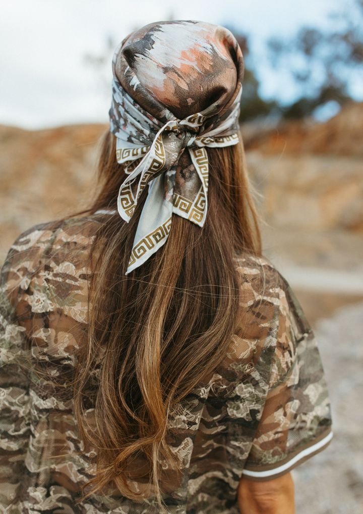 FAR MER CAMO LACE VEE 5
