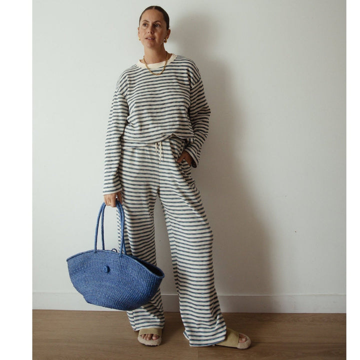 ALAKAI CASPIA WIDE LEG KNIT PANT: BLUE