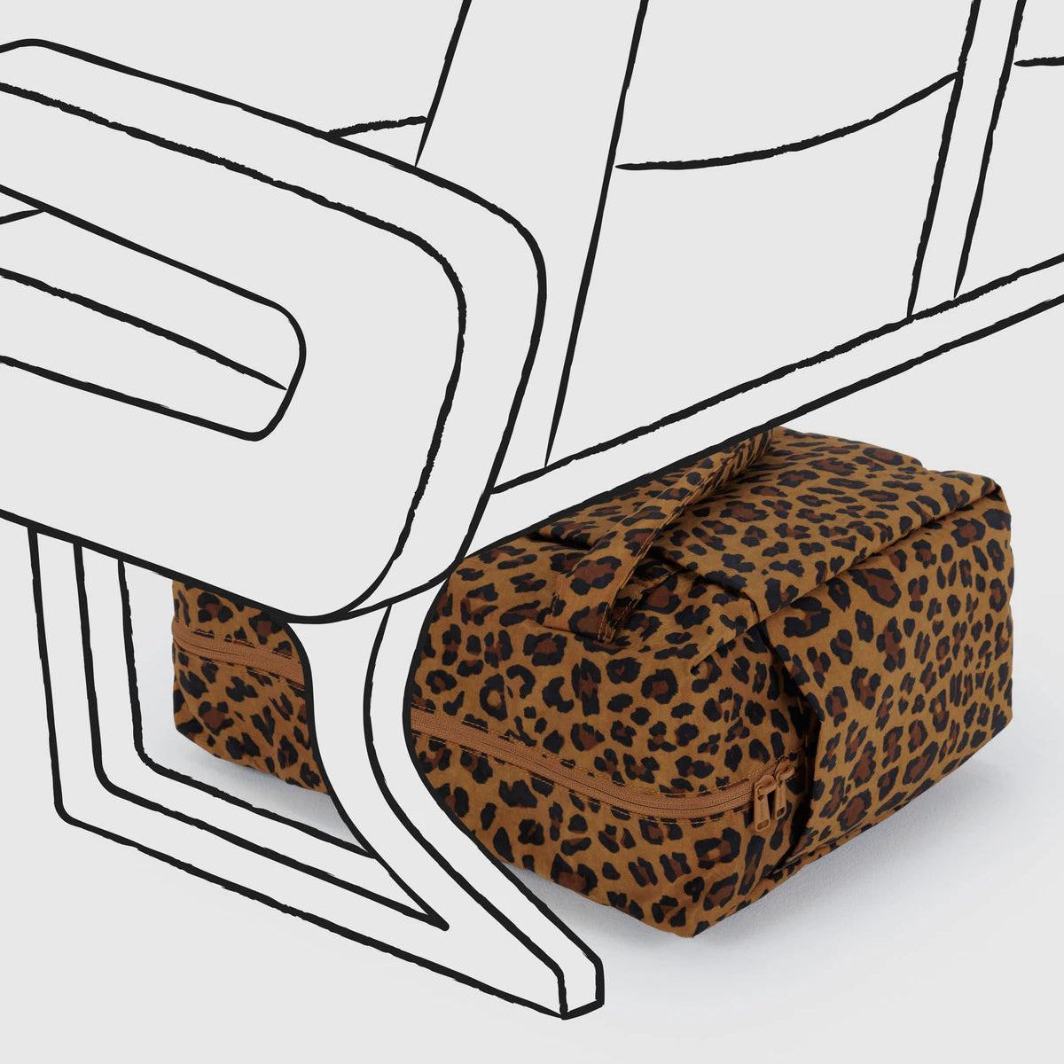 BAGGU SMALL CLOUD CARRY-ON: LEOPARD