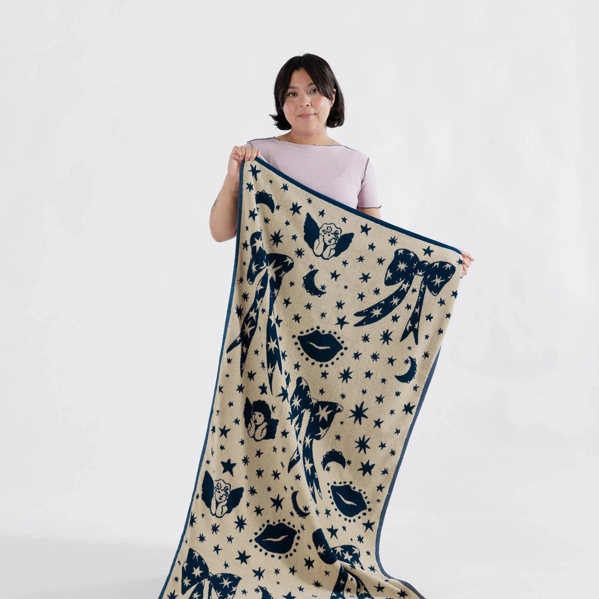 BAGGU BATH TOWEL: CHERUB BOWS