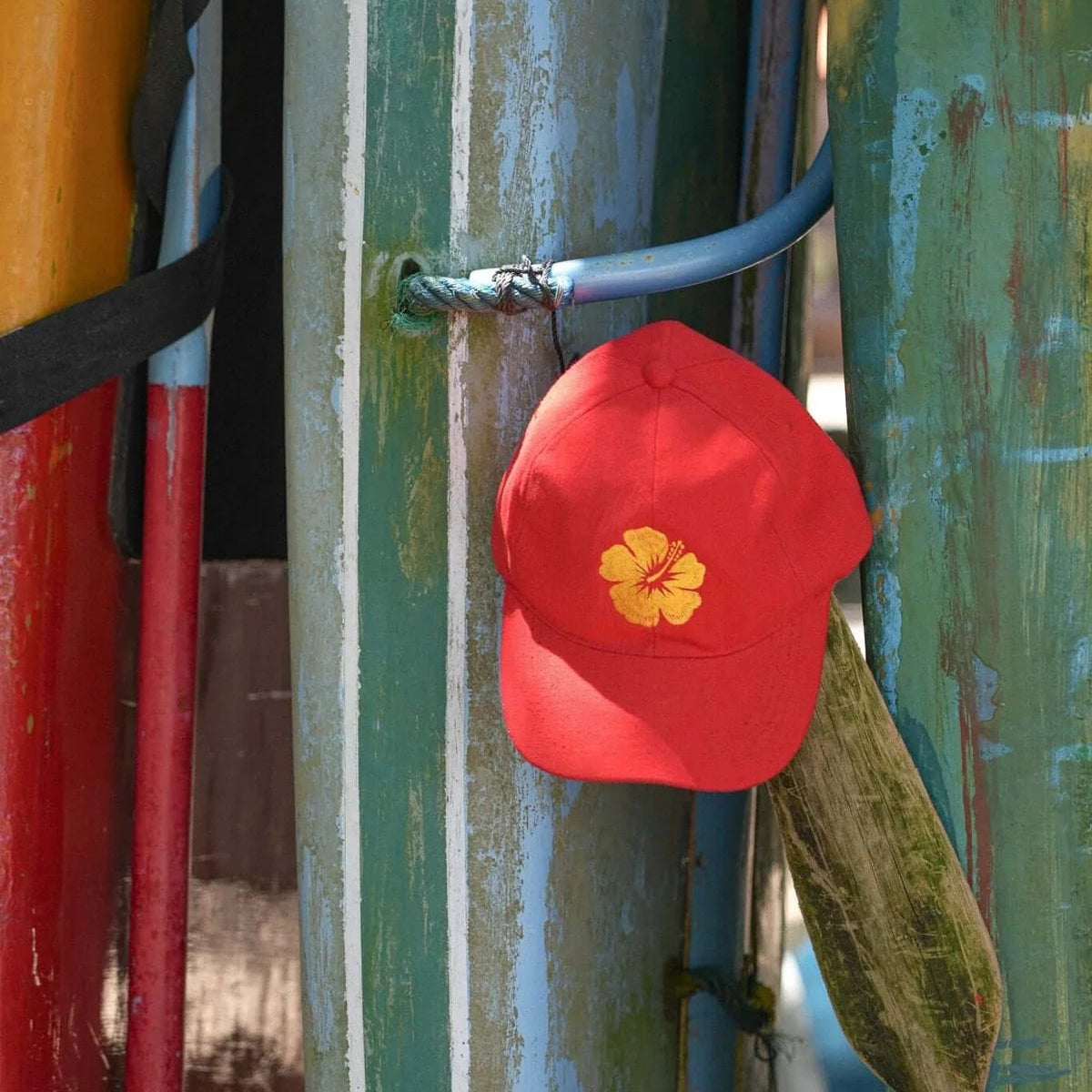 BLACK SALT CO. HIBISCUS FLOWER CAP