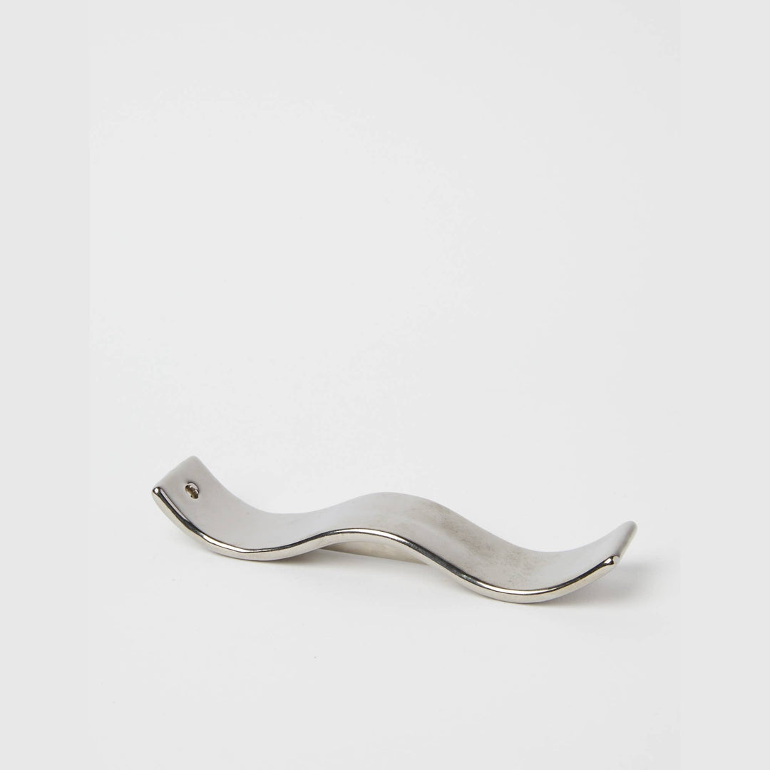 GENTLE HABITS CERAMIC WAVE INCENSE HOLDER: SILVER