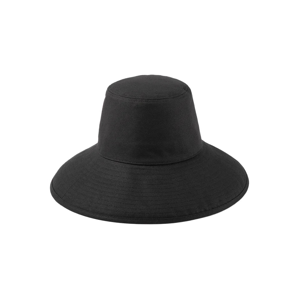 LACK OF COLOR HOLIDAY BUCKET HAT: BLACK CANVAS
