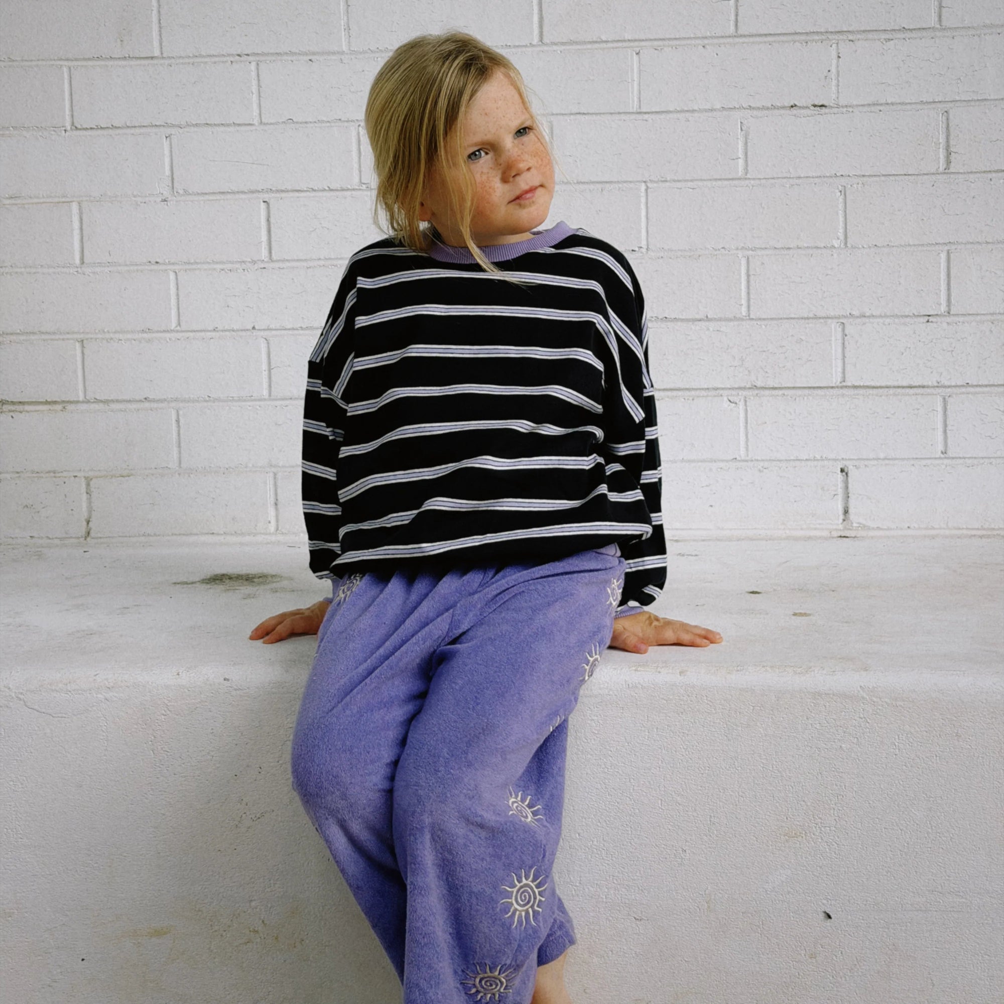 LENN LABEL STRIPE PULLOVER: LAVENDER